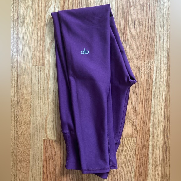 Aloyoga Airlift Purple/ burgundy wine 🍷color. - Picture 2 of 3